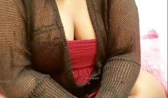 desi indian maid showing big tits
